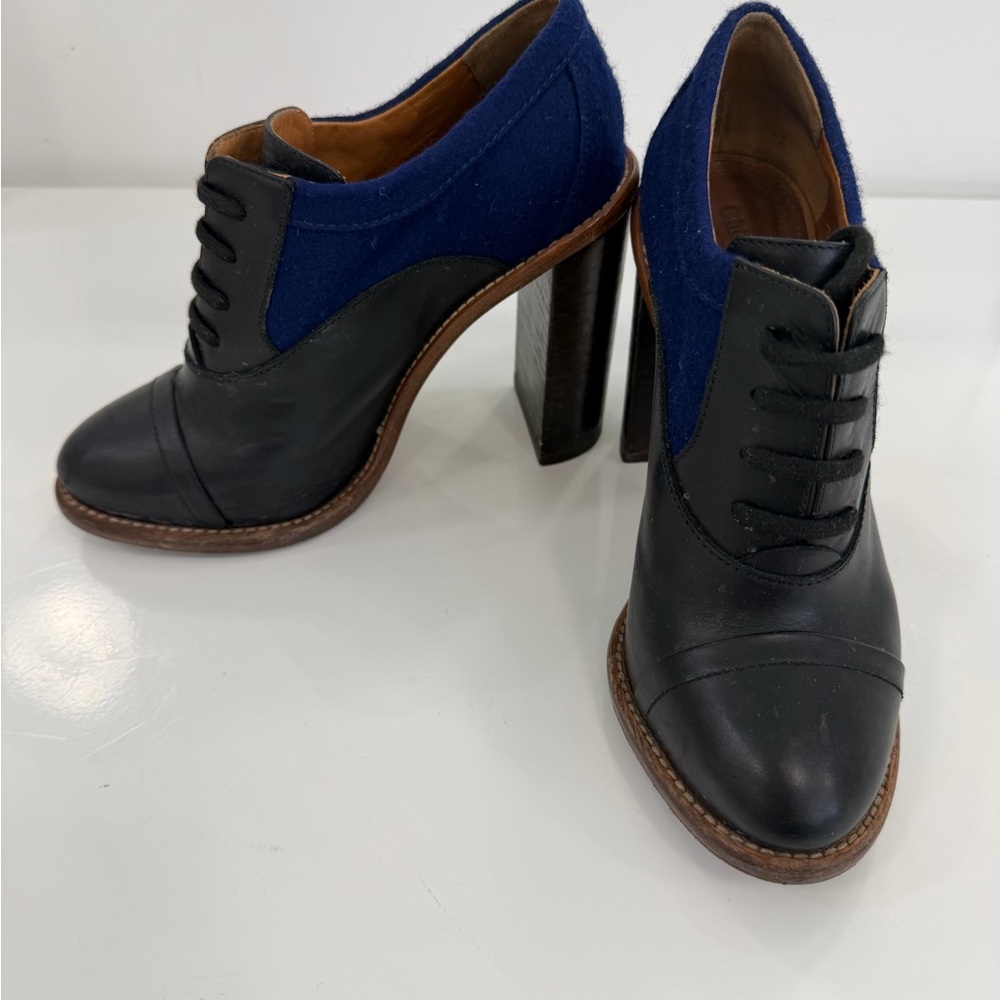 Chloe Black and Blue Stacked Oxford Heels